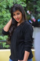 Komali Latest Gallery
